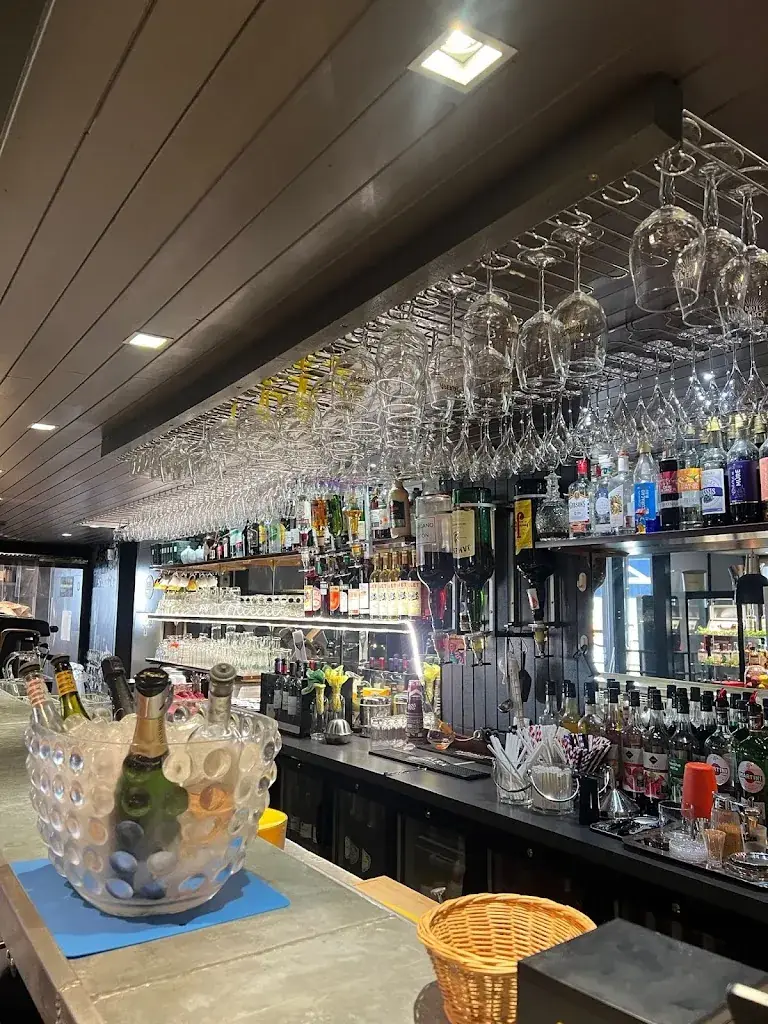 Le Chiopot restaurant in Bègles