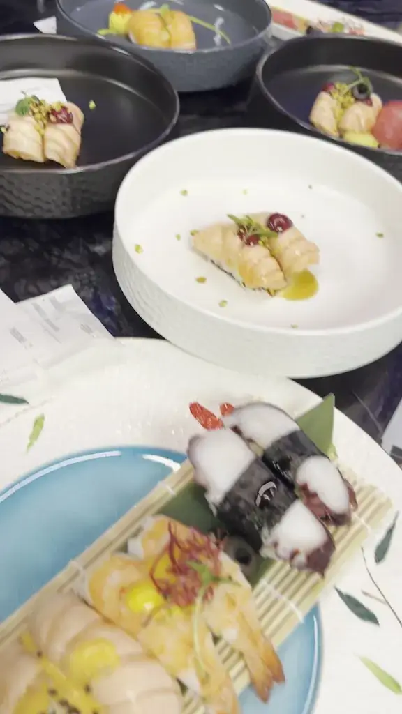 liaocy haig_Tomi Asian Restaurant Bègles_Bègles_review