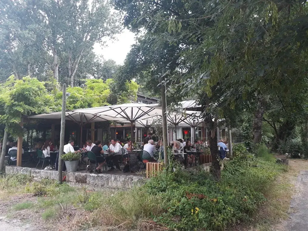 Max B_Pavillon Garonne_Bègles_review