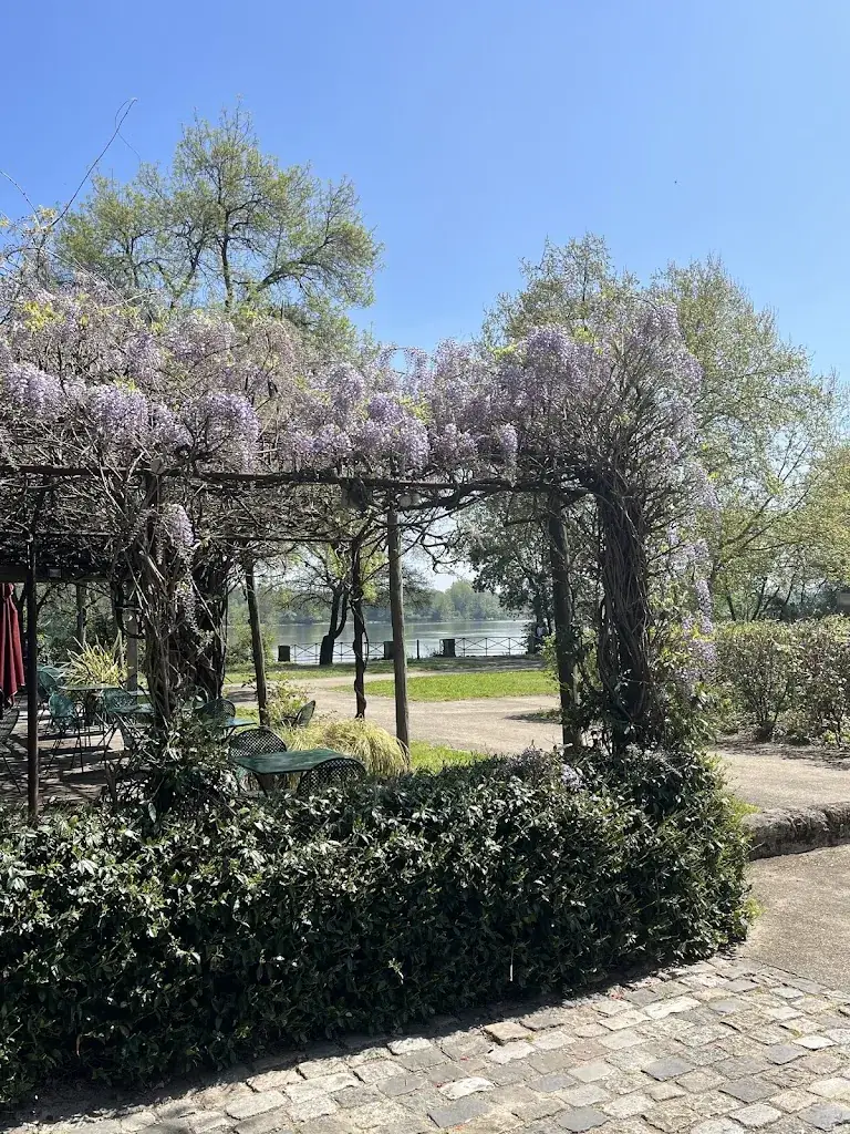 laura Dunyach_Pavillon Garonne_Bègles_review