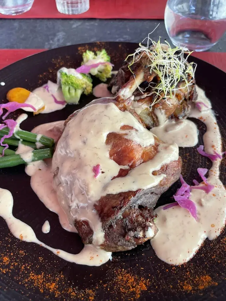 Andrea Hutchins_LE CHAMOINE - Restaurant_Bergerac_review