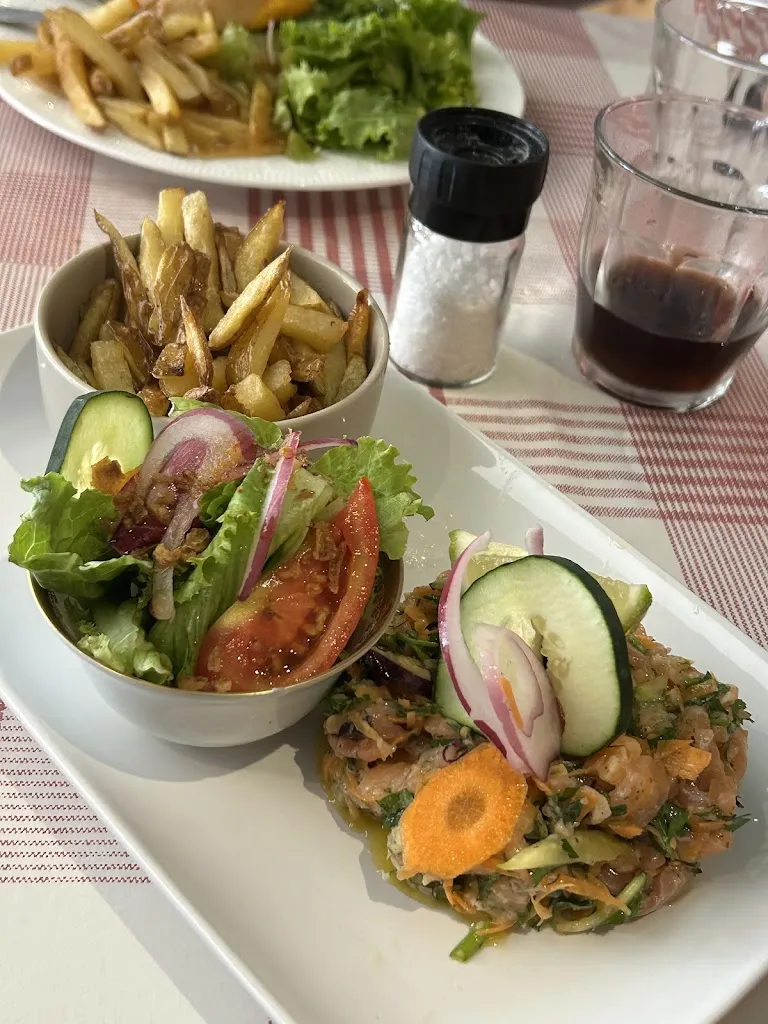 Le 1896_Bergerac_slider_image_3