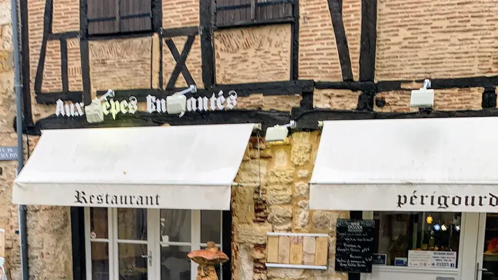 Aux Cèpes enchantés restaurant in Bergerac