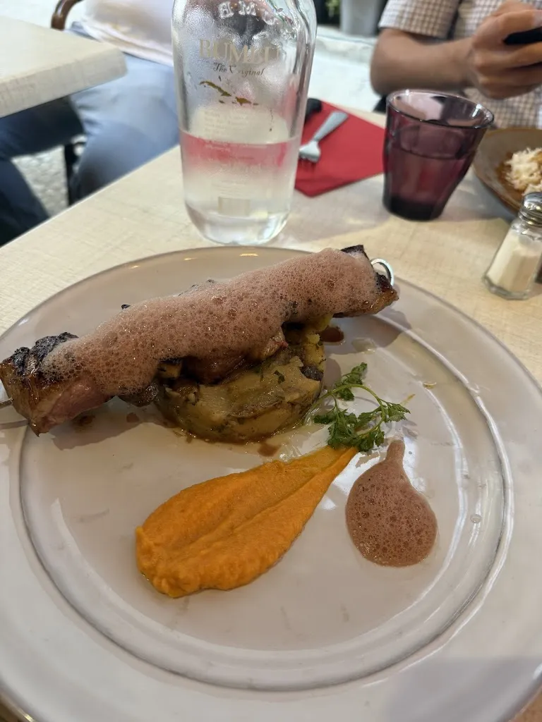 Sveta Tran_Restaurant le Saint James_Bergerac_review