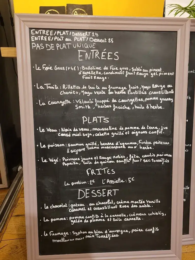 Richard and Lynda Zieba Yonge_L'Authentik_Bergerac_review