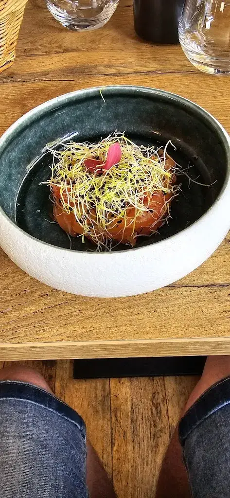 Gerry Moore_L'Authentik_Bergerac_review