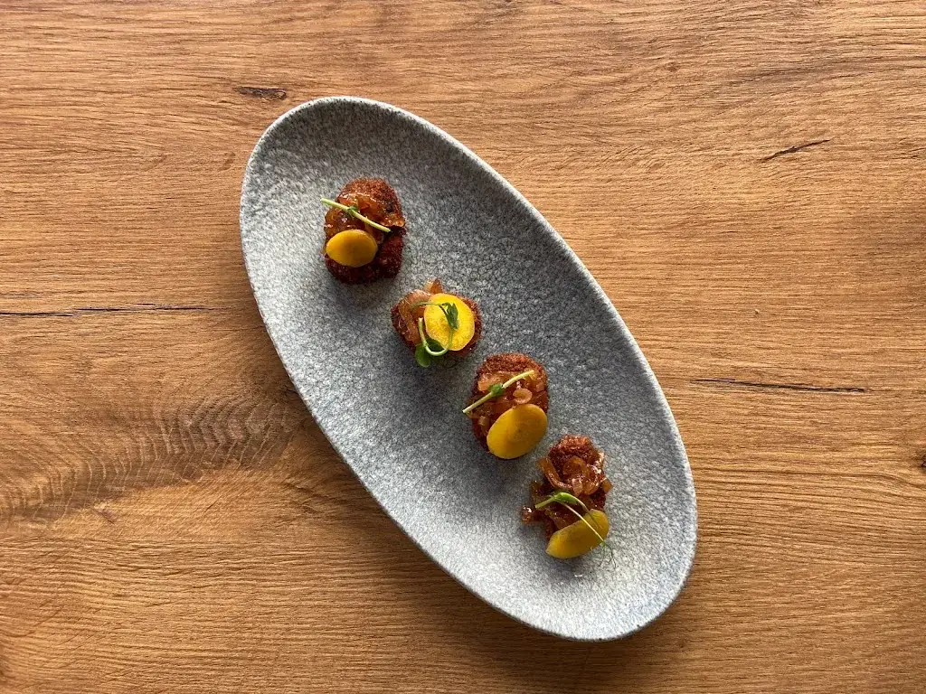 L'Authentik_Bergerac_slider_image_2