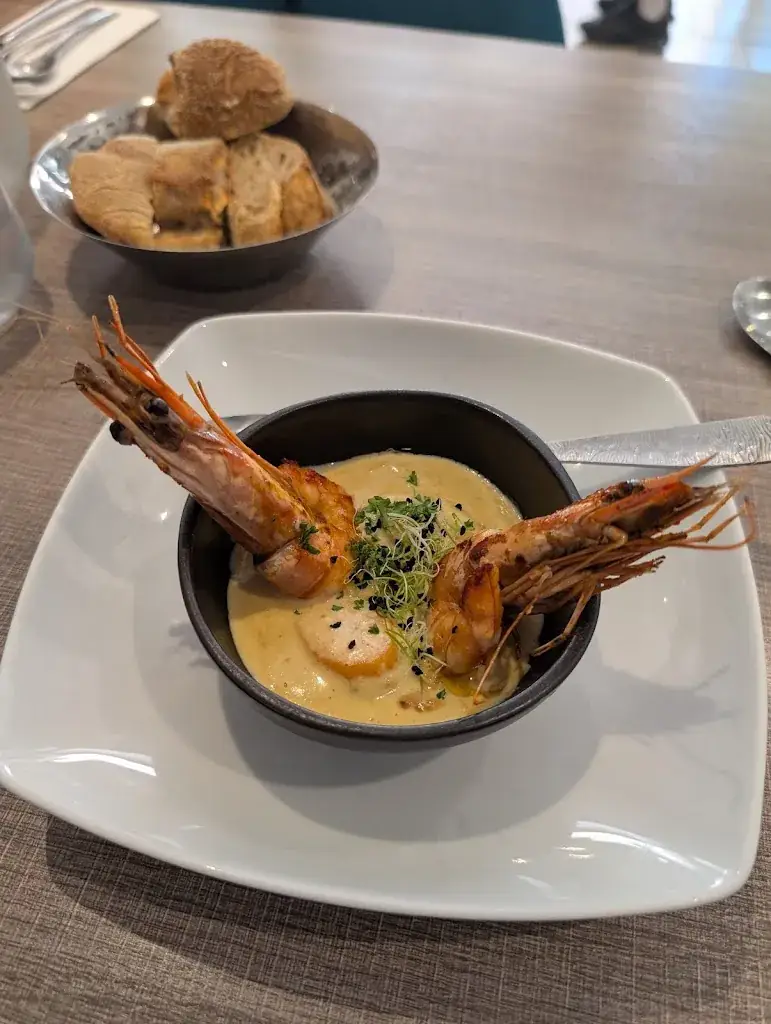 Patrick Stone_Quai 24_Bergerac_review