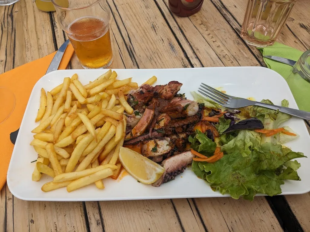 Lilia Amaro_Kanttu_Bidart_review