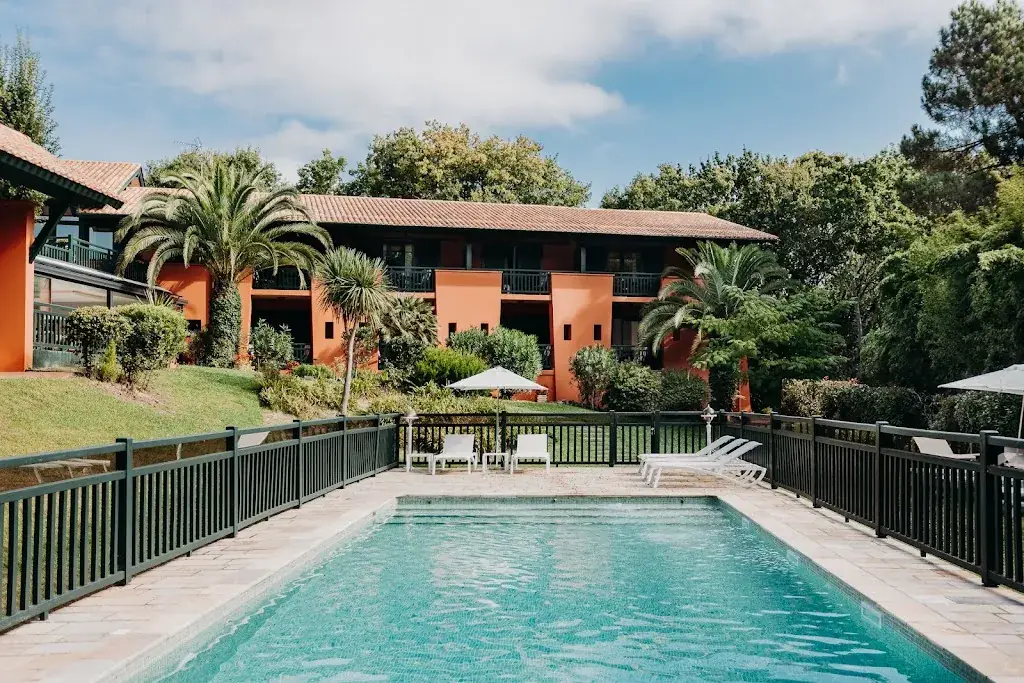 Les Frères Ibarboure - Table et Hôtel_Bidart_slider_image_1