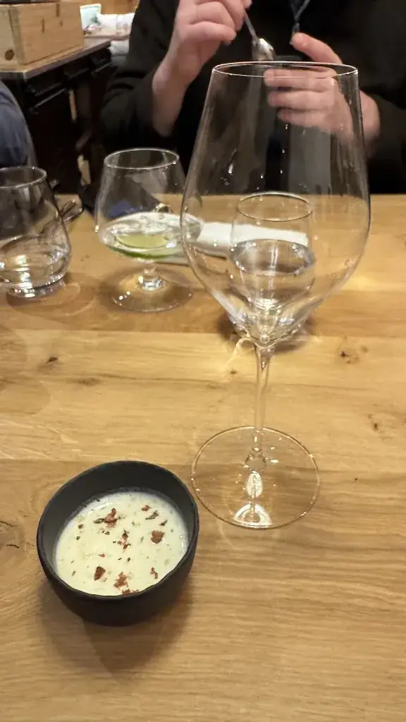 Valerie Boyd_L’Empreinte_Huez_review