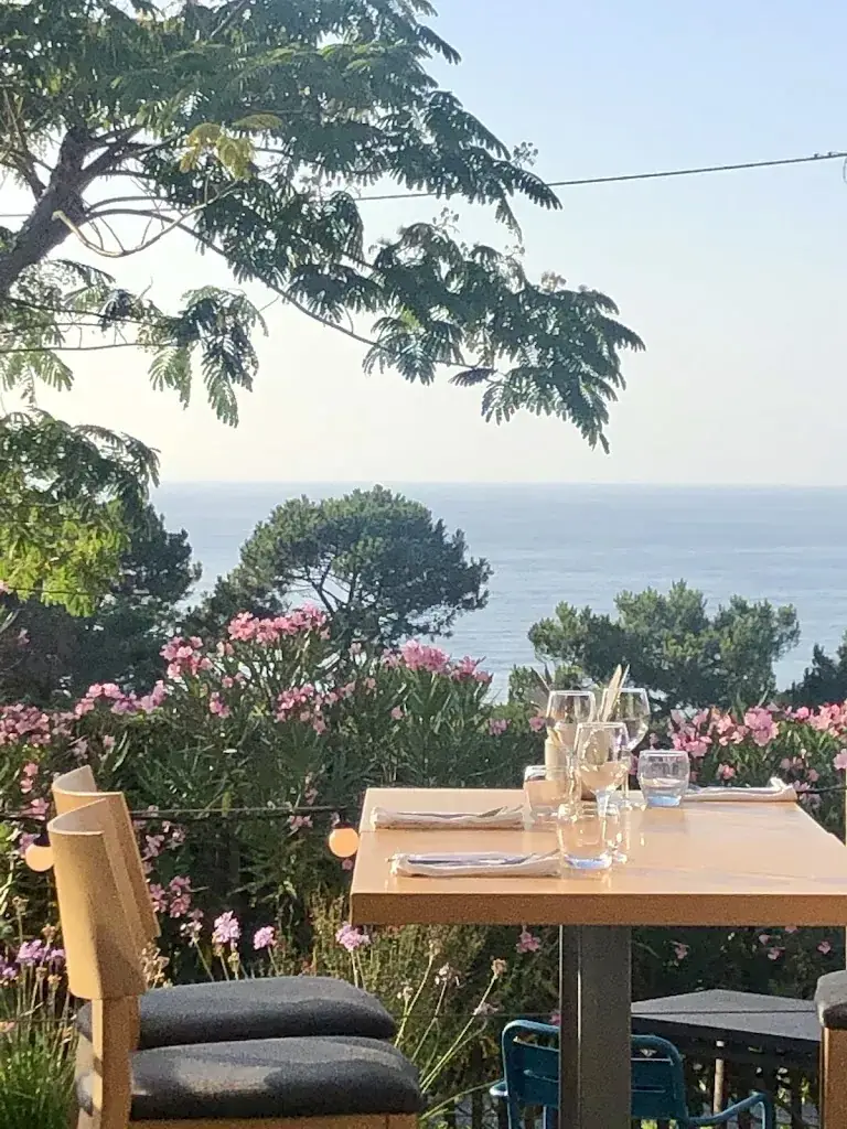 Ahizpak restaurant in Bidart