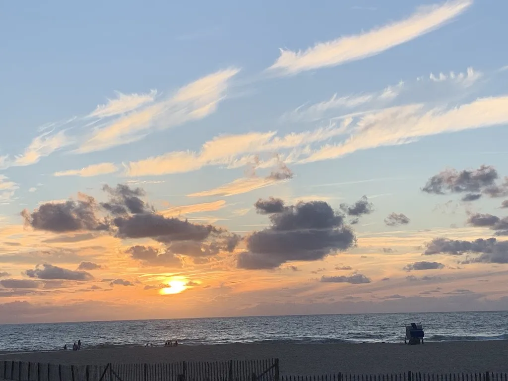 Sergey Malitsky_Le Petit Paradis_Bidart_review