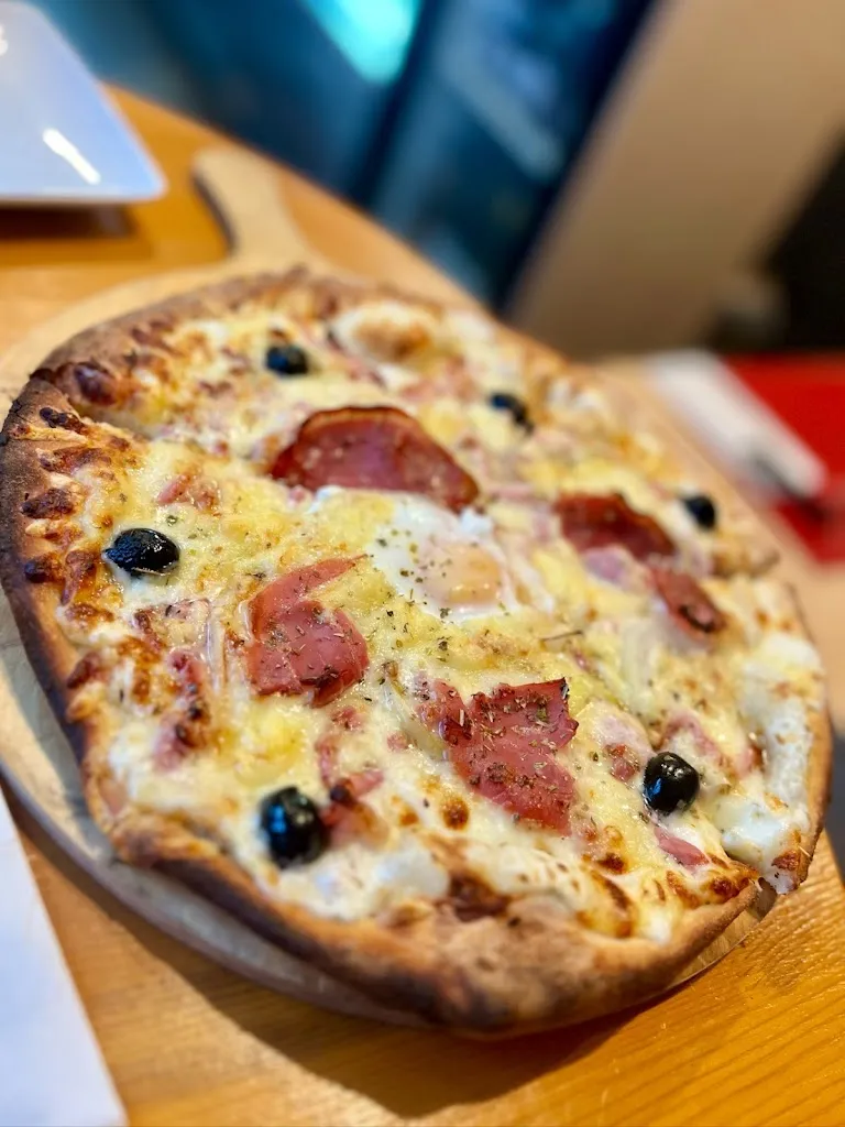 LE COMPTOIR DE LA TOUR DE PIZZ_Bidache_slider_image_3