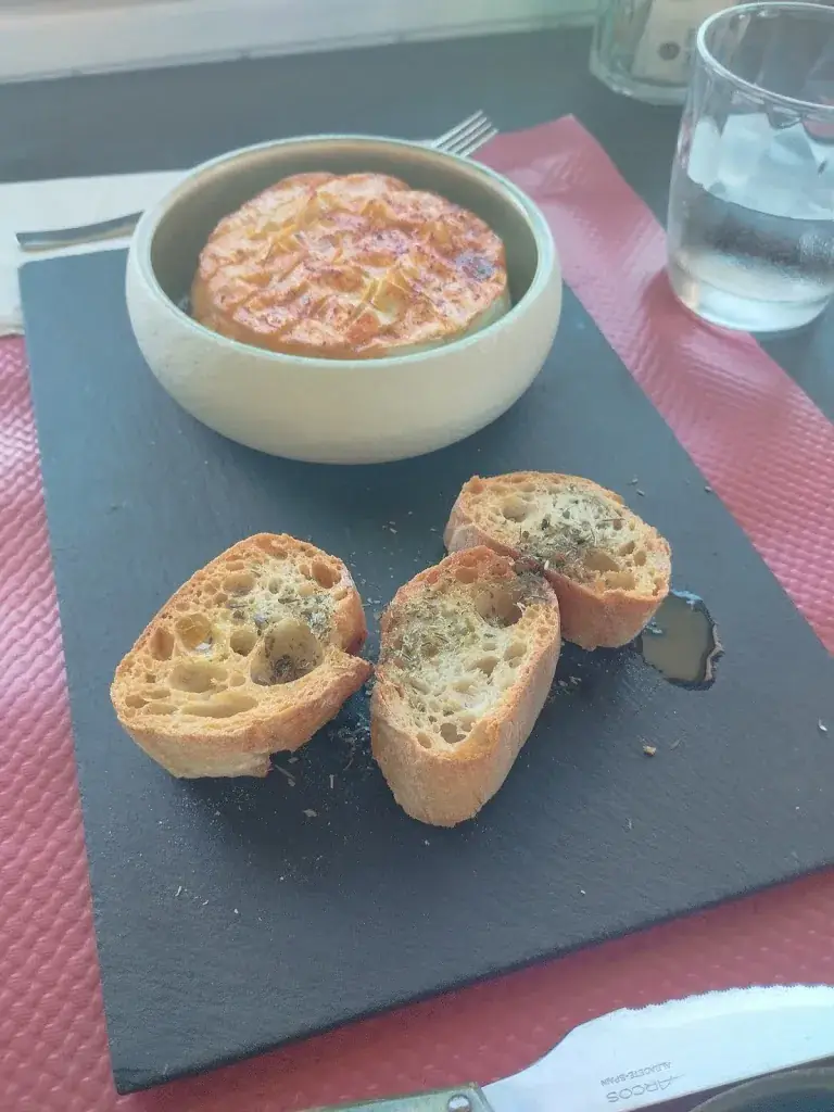 Menu_LA CABANE DU LAC RESTAURANT_Sames_image_3