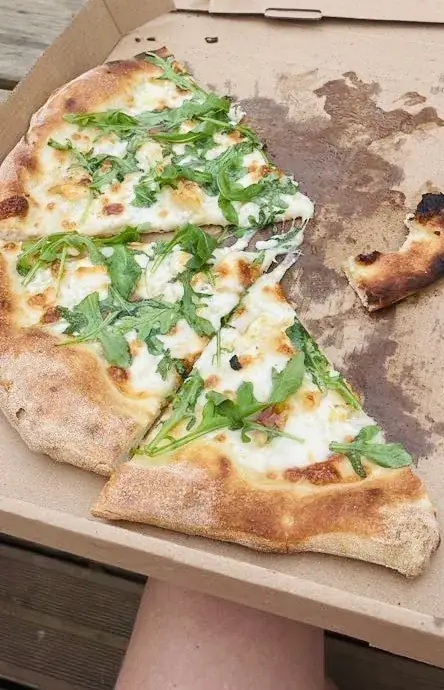 Golden Hour Mood_LA CABANE DU LAC RESTAURANT_Sames_review