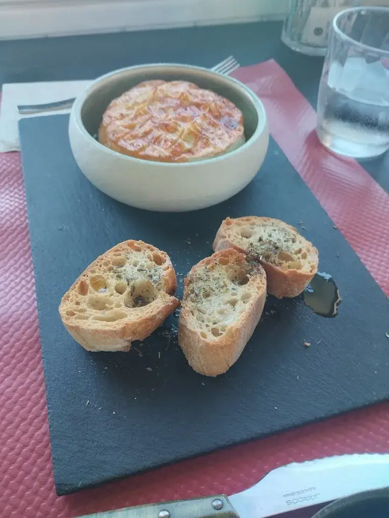 Damien Trotier_LA CABANE DU LAC RESTAURANT_Sames_review