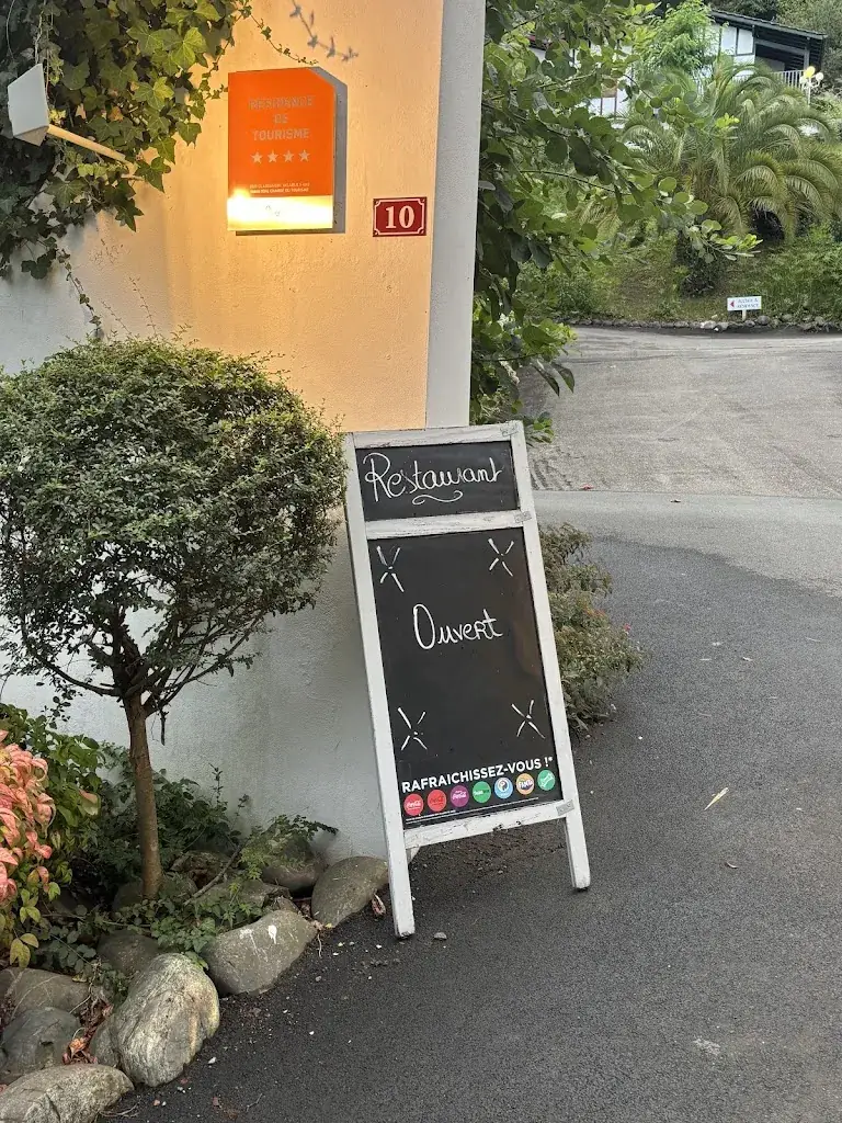 Richard Bonno_Iduki Ostatua : NOUVEAUX GÉRANTS 2025_Bastide-Clairence_review