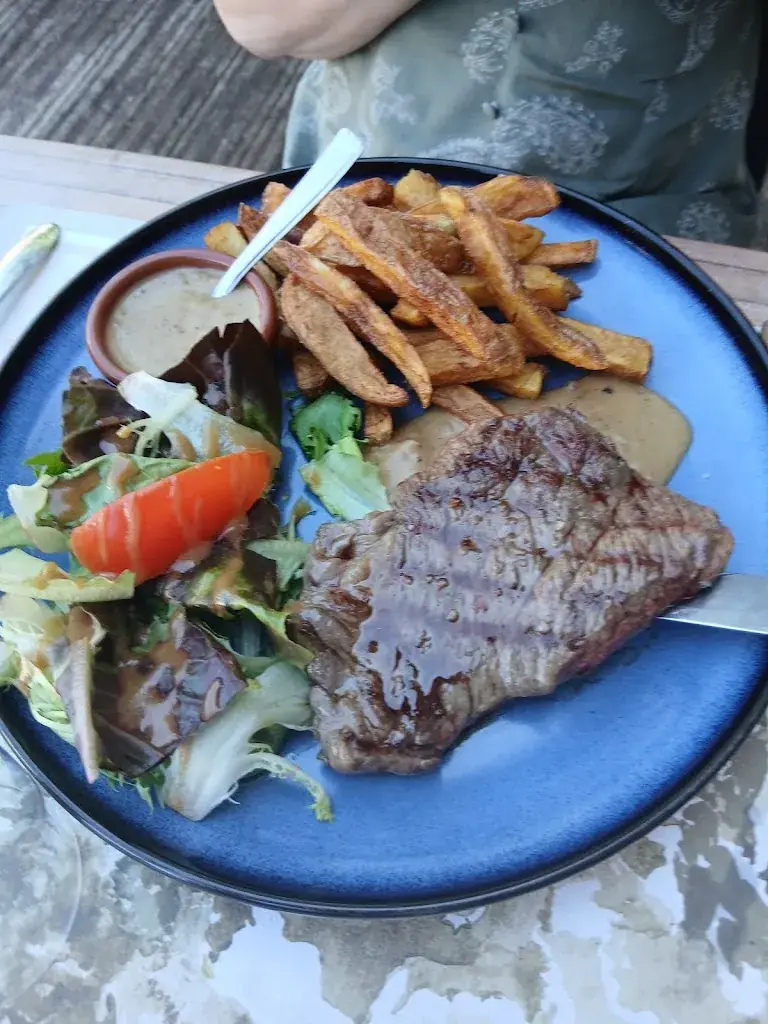 ISABELLE Guyet_L'atelier du bouillon restaurant_Poitiers_review