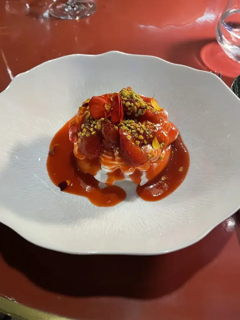 Molly Boyd_Marloe Biarritz_Biarritz_review