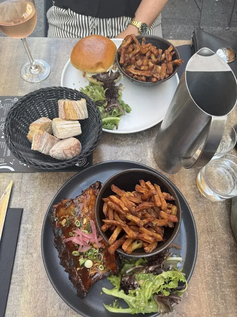 Scott Brady_La Belloteka_Biarritz_recensione