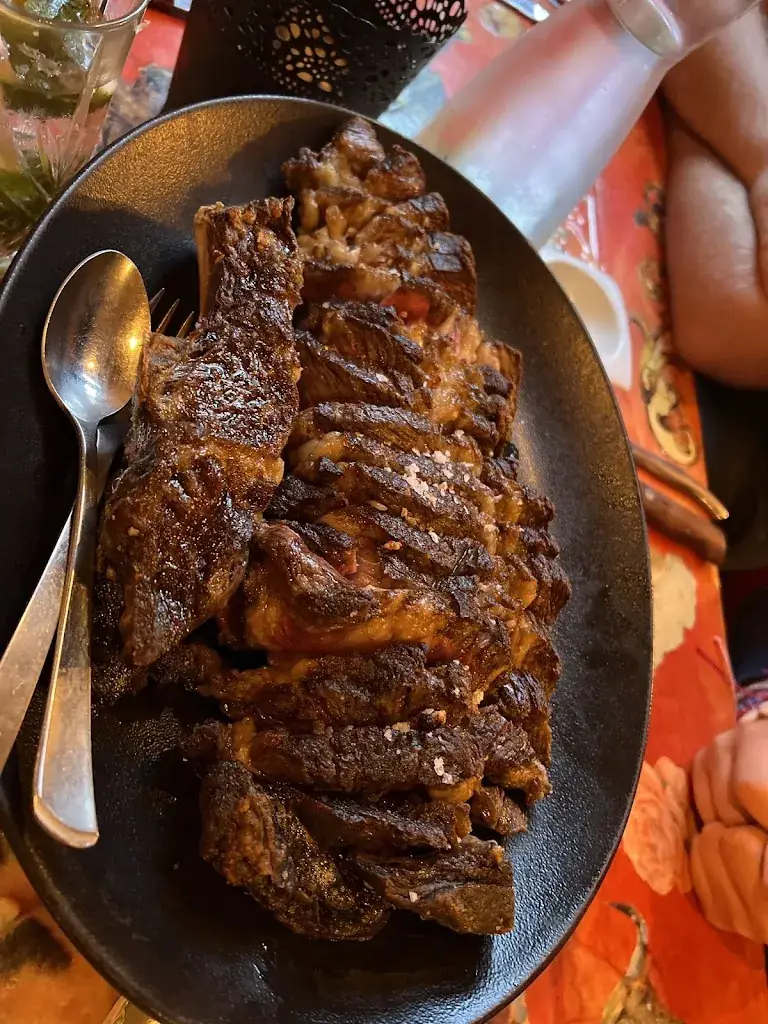 Mark Halverson_El Callejon Biarritz_Biarritz_review