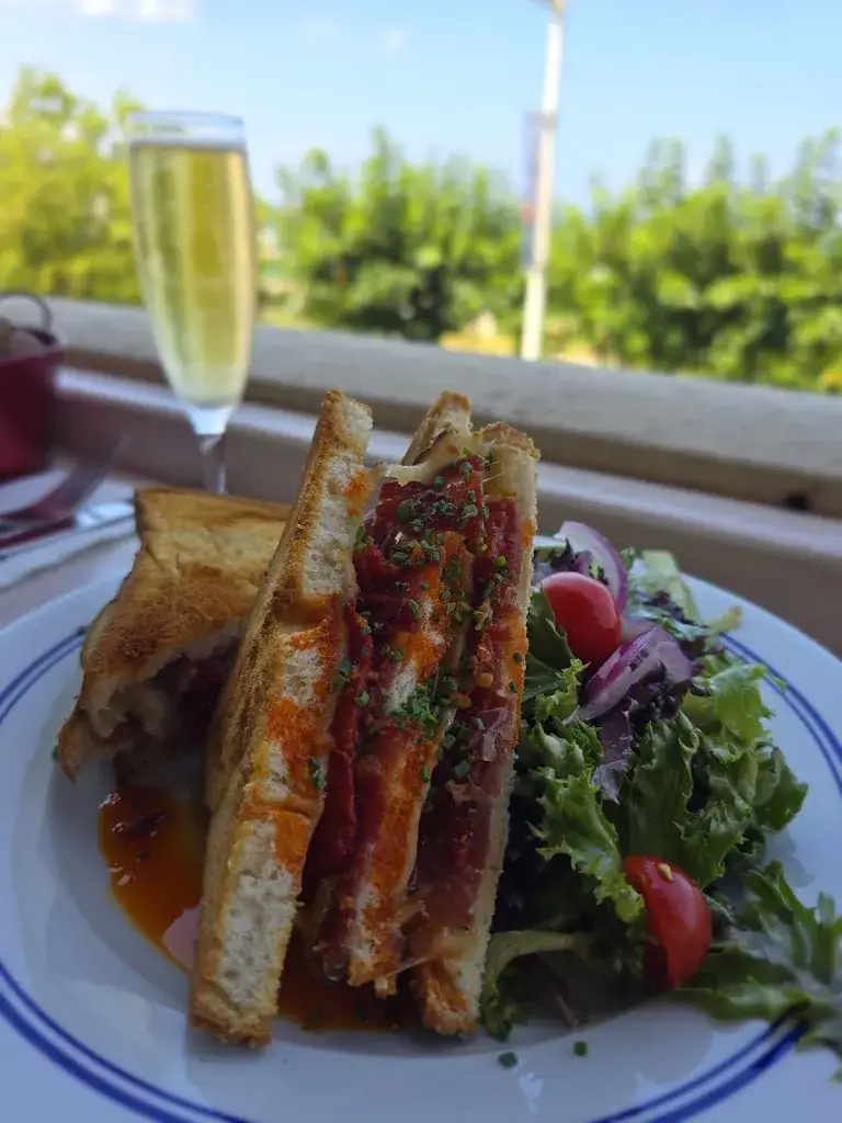 Sammy Broqvist_Jack The Cockerel - Biarritz_Biarritz_review