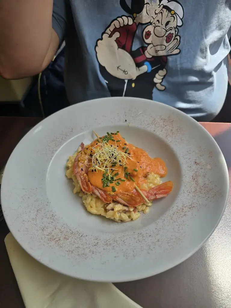 Jacek Lasota_Le O2 Verdun_Biarritz_review