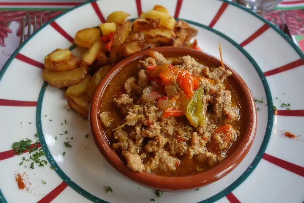 LTB-La Table Basque Studio-Hôtel-Restaurant_Biarritz_slider_image_3