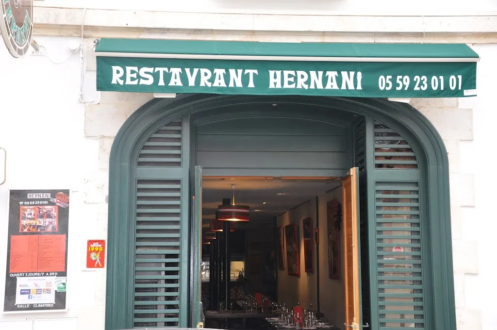 Restaurant Hernani_Biarritz_slider_image_1