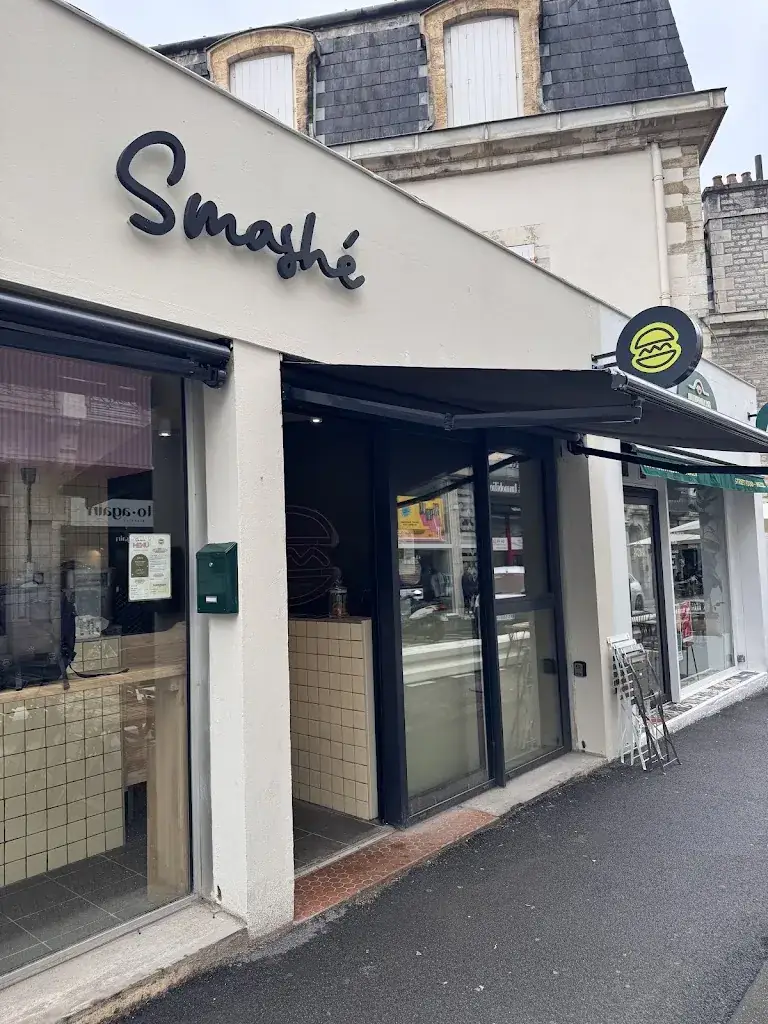 Smashé Biarritz_Biarritz_slider_image_1