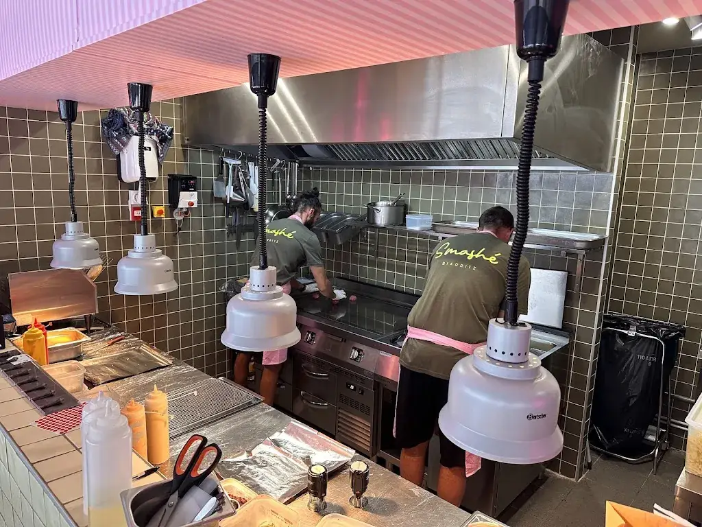 Smashé Biarritz_Biarritz_slider_image_3