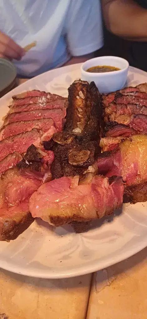 Terusia_POZA_Biarritz_review