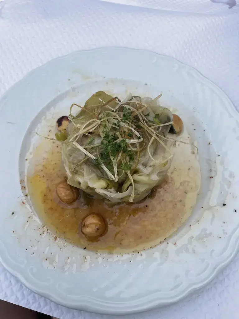 Alison Mackenzie_Bouillon Hortense_Biarritz_review