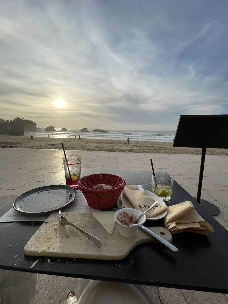 Addis Birhanu_RESTAURANT BIARRITZ BEACH_Biarritz_review