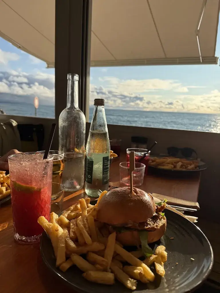 LE SURFING BIARRITZ_Biarritz_slider_image_2