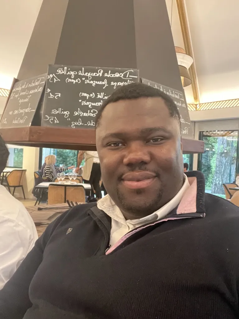 Joseph Onuorah_Au Bord de l'Eau_Billère_review