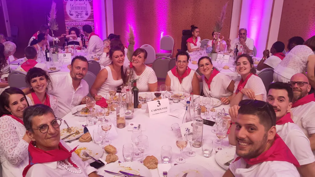 Les Dames Moustache_Billère_slider_image_3