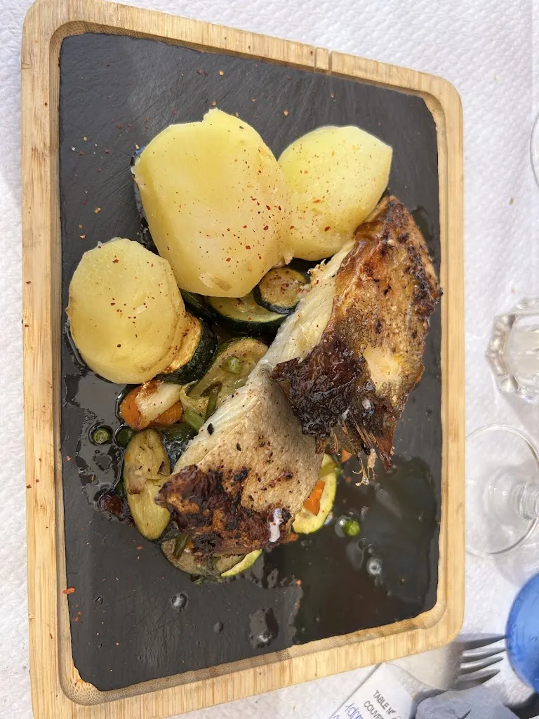 Stephy Mavsween_Le Resto - Ferreirinha Guedes Agostinho_Lons_avis