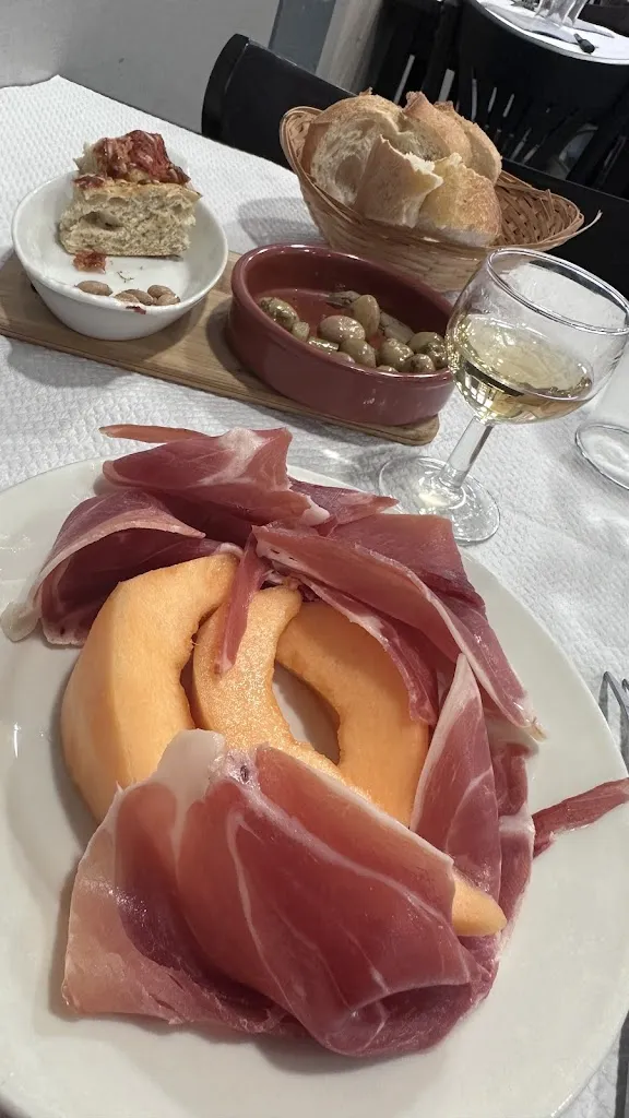 Andrea_Le Resto - Ferreirinha Guedes Agostinho_Lons_avis