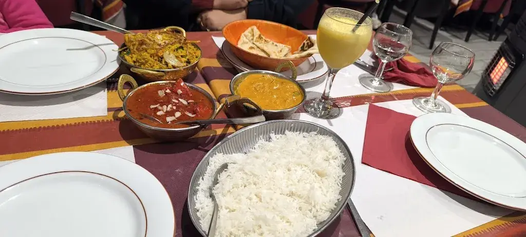 Bollywood Café_Billère_slider_image_3