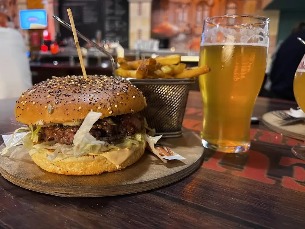 Eurofood restaurant à Billère