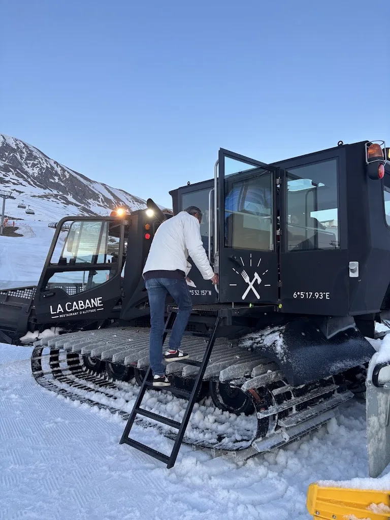 KKV P_La Cabane_Huez_review