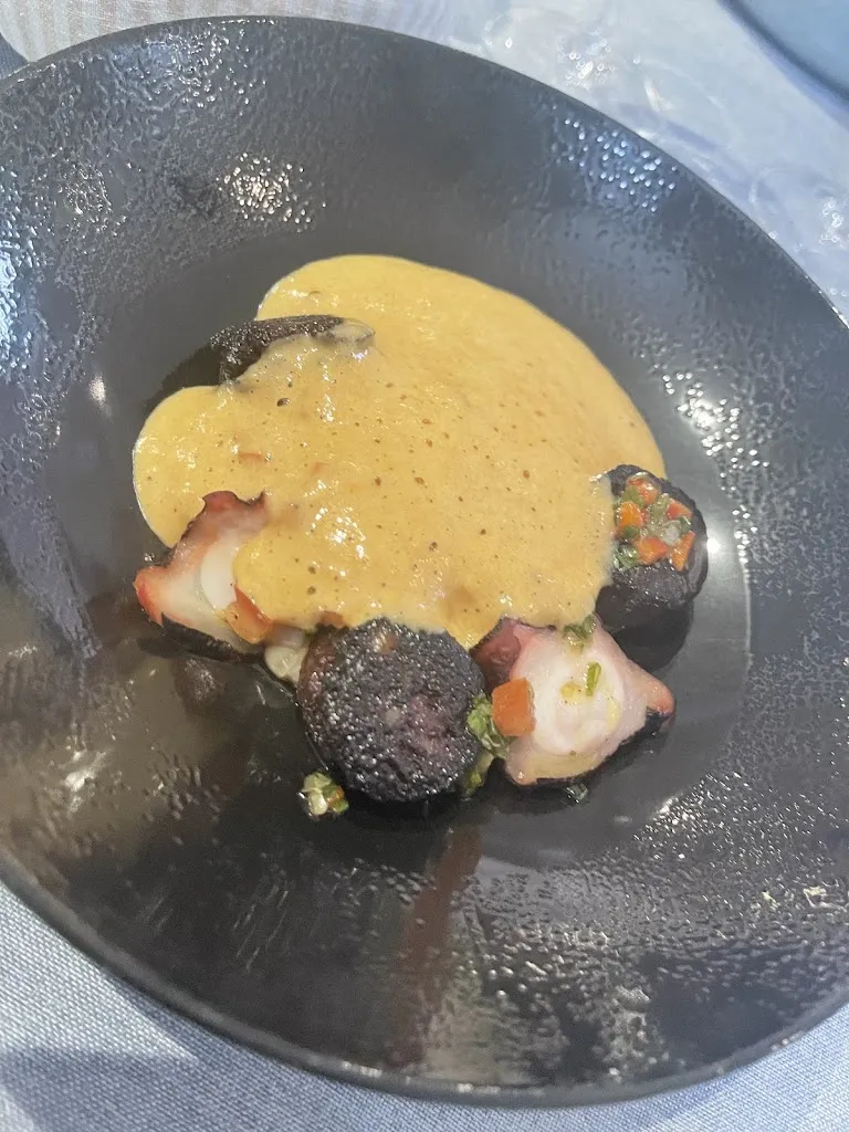 Menu_RESTAURANT - Mr & Mrs M_Pau_image_6