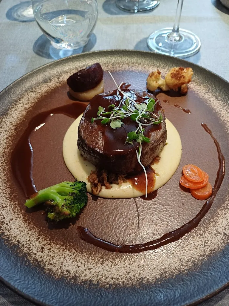 Menu_RESTAURANT - Mr & Mrs M_Pau_image_9