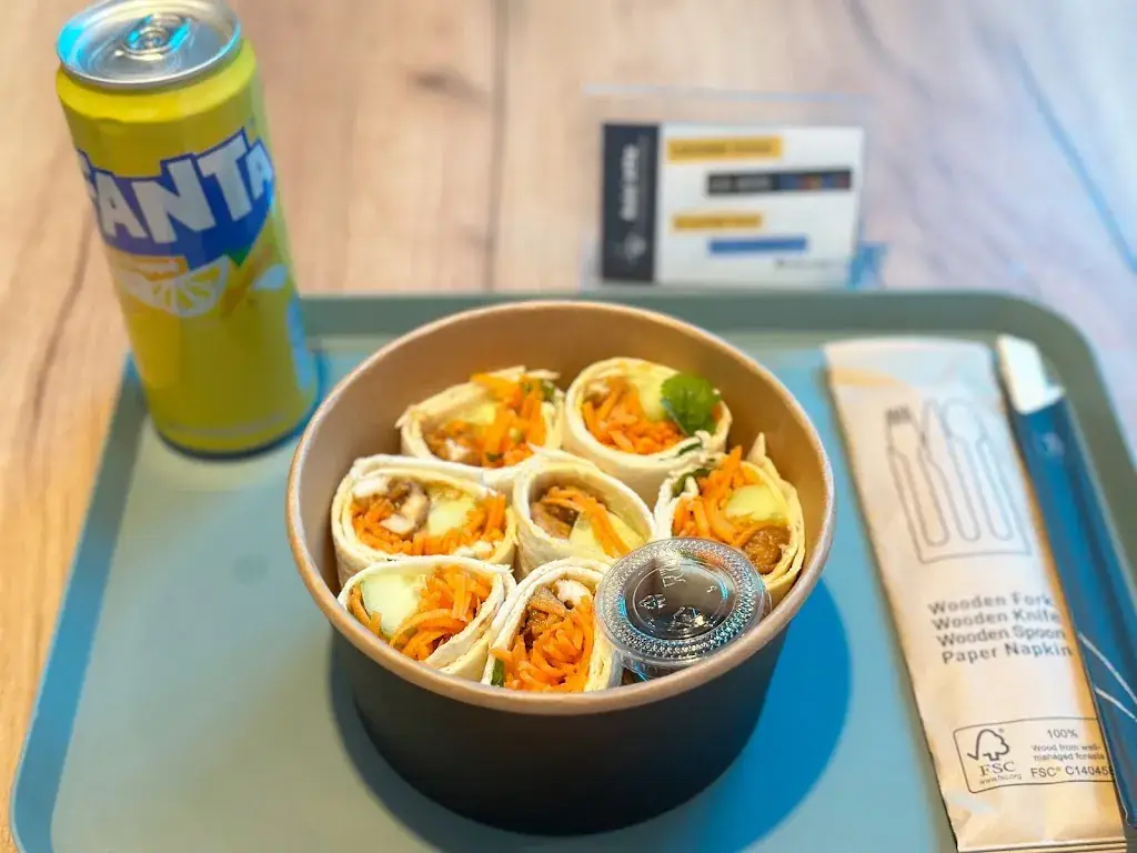 Yann Courty_Asie'ette | Plus on nems plus on riz_Lons_review