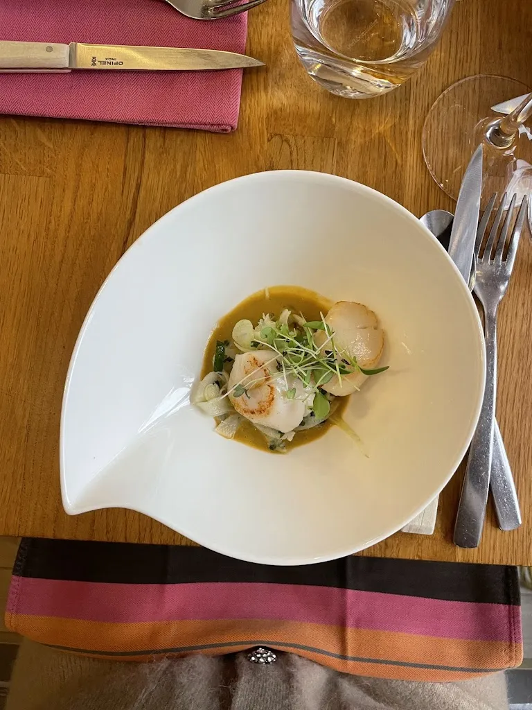 Isabelle Ferrier_Les Pipelettes_Pau_review