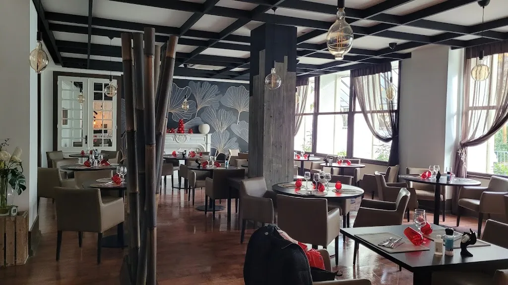 m Restaurant ristorante a Pau
