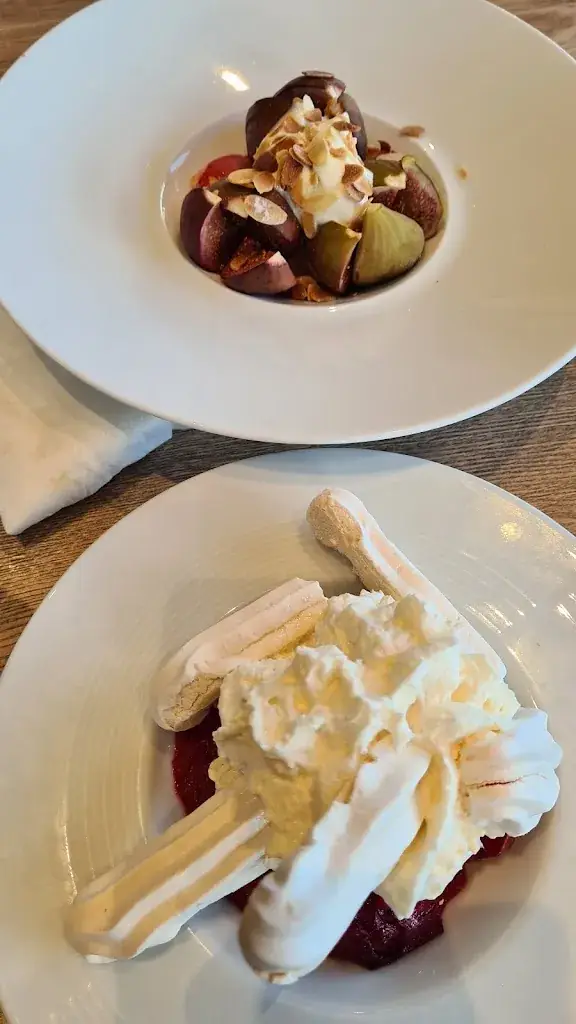 angèle Durancet_La Cantine de la Section_Bizanos_review