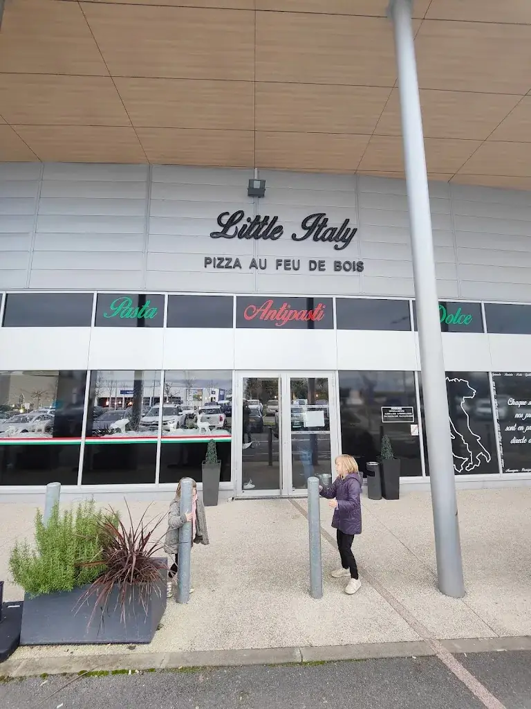 Little Italy Restaurant in Bizanos